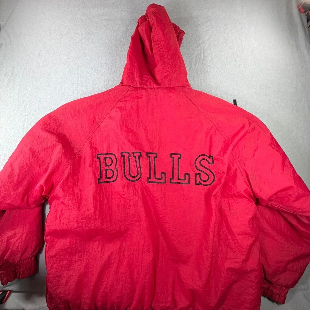 Chicago Bulls Puffer Jacket Mens XL Red Hooded 90s NBA Fans Gear